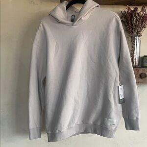 Vuori Women’s Restore Hoodie NWT